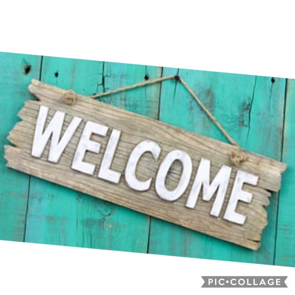 WELCOME TO MY CLOSET! - Picture 1 of 1
